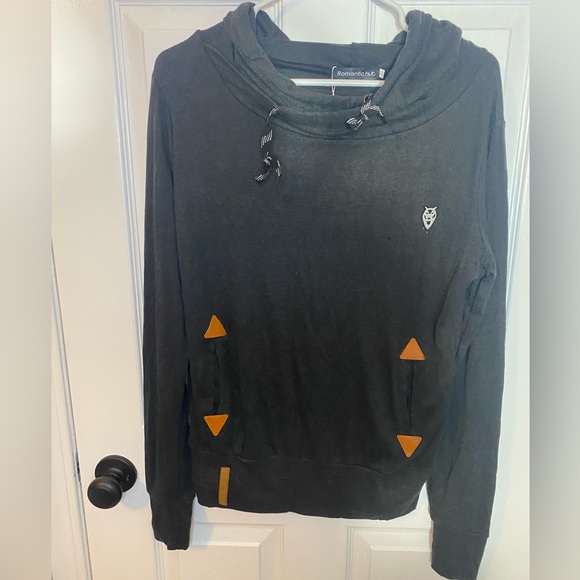 Brand New Women’s Lightweight Hooded Pullover Size M/L - Picture 2 of 6